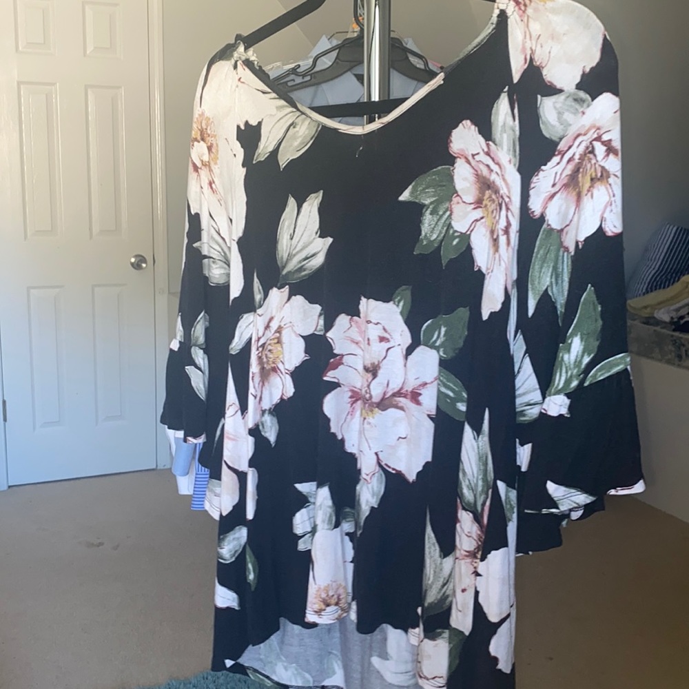 floral Bobeau top